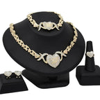 Dubai 18K Gold Heart-shaped Jewelry Suit.