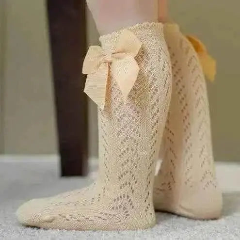 Baby Girls Long Bow Socks - Stylish and Comfortable Footwear for Little Fashionistas.