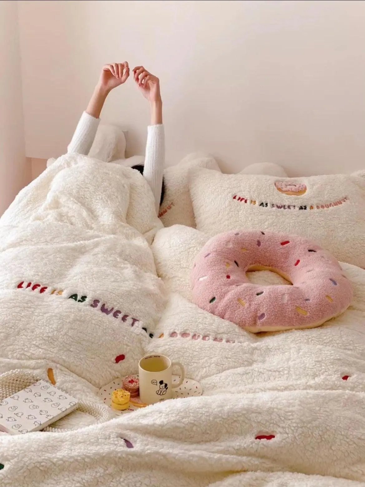 Donut Soft Lambswool Warm Bed Four Piece Sheet Set Plush Fashion Hub