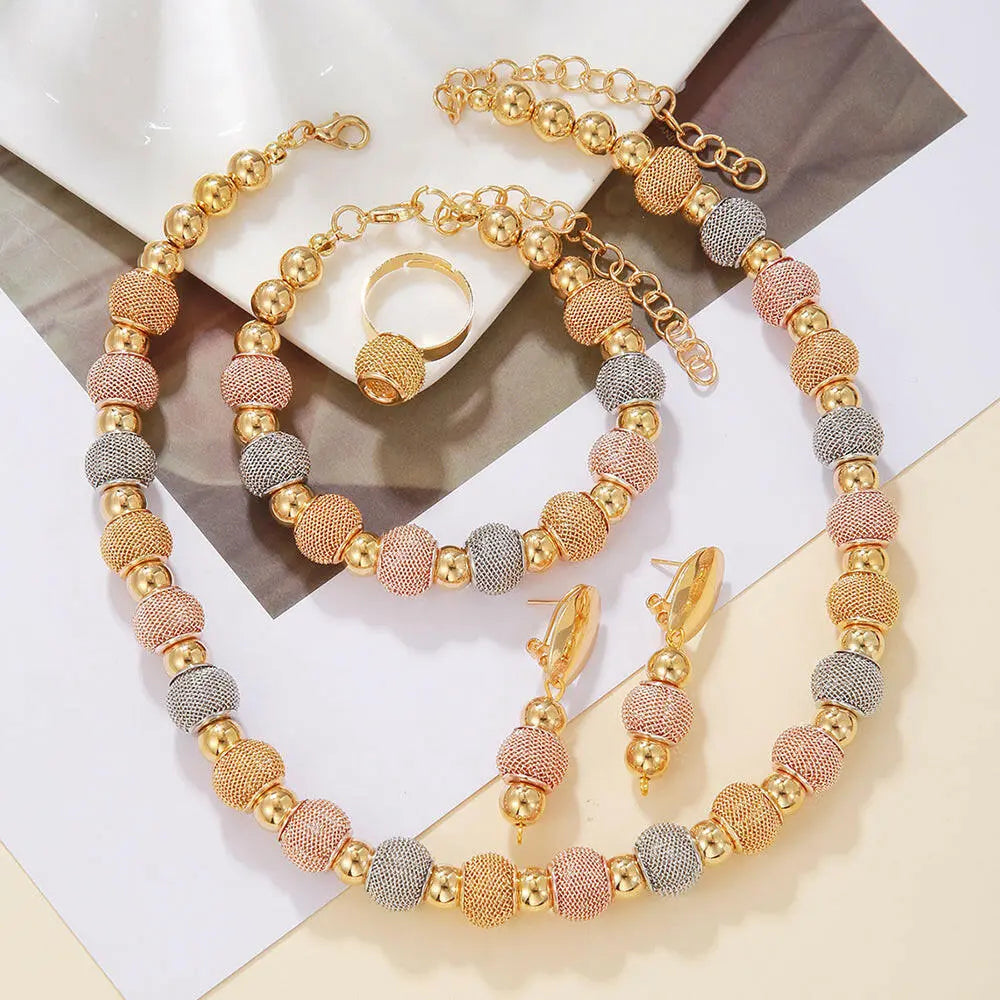 Fashion Contrast Large Round Bead Necklace Set.