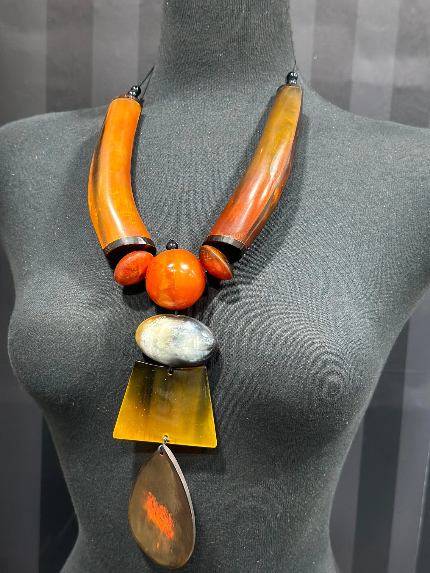 Sunset Horizon Horn Necklace Set Trufacebygrace