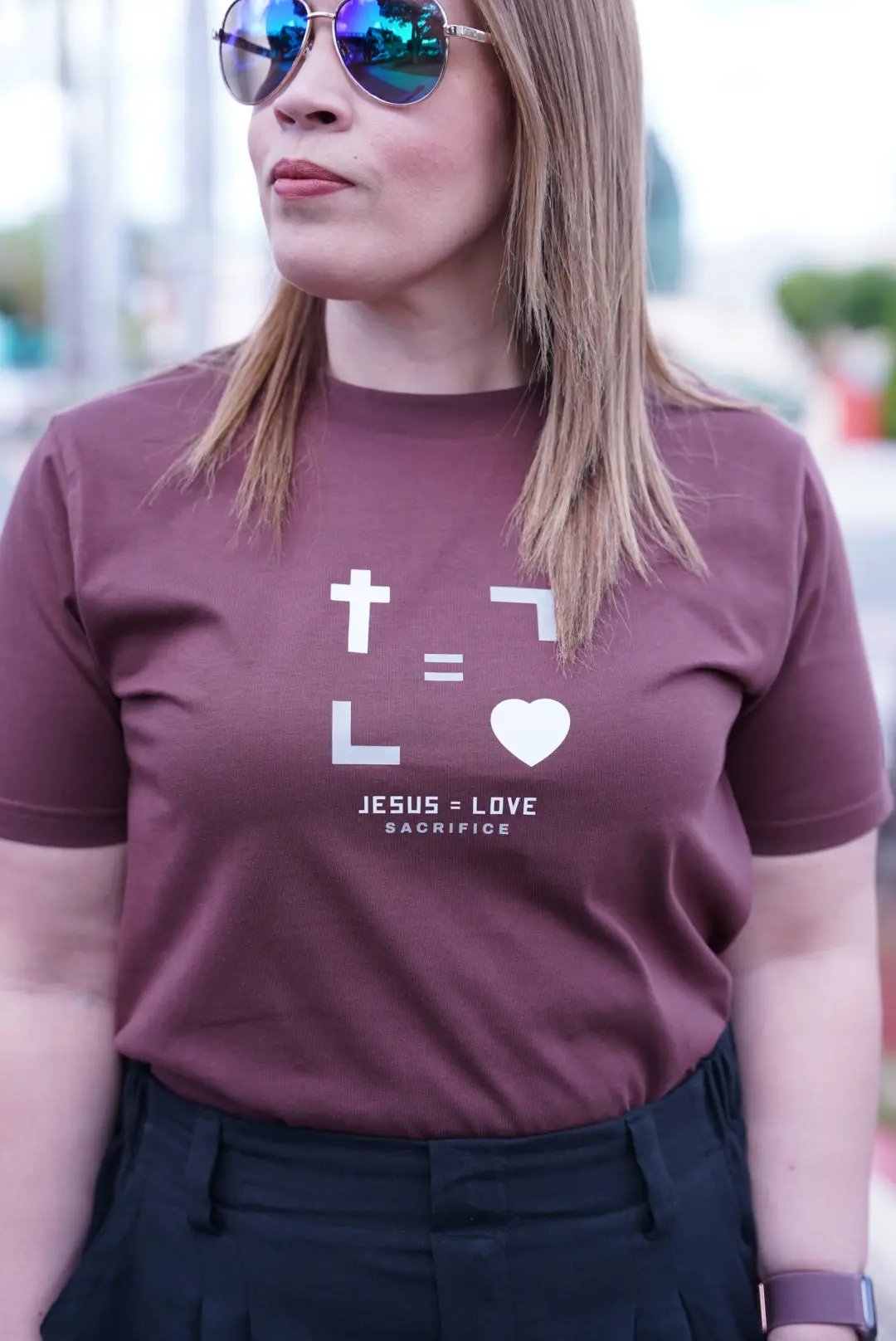 Wo's Classic Jesus = Love Blessing Clothing