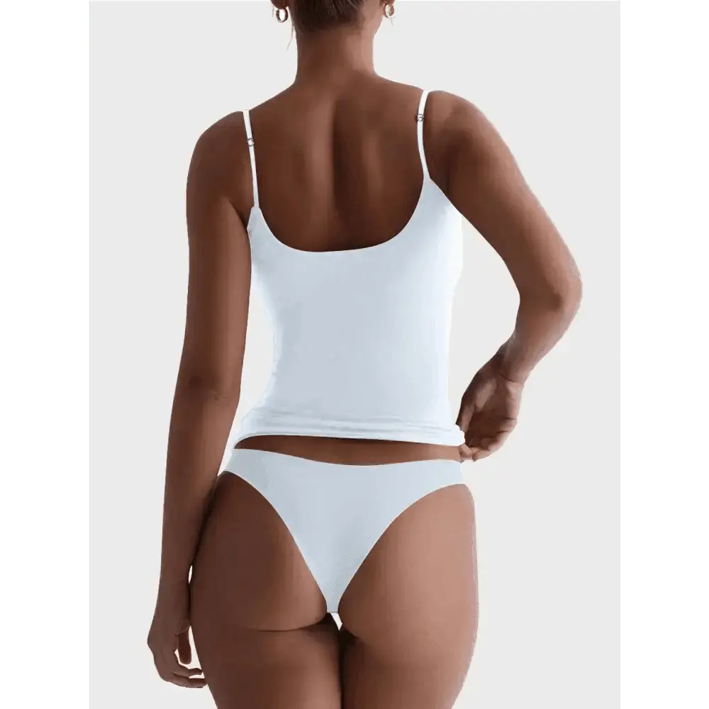Women's Lovely Scoop Neck Cami.